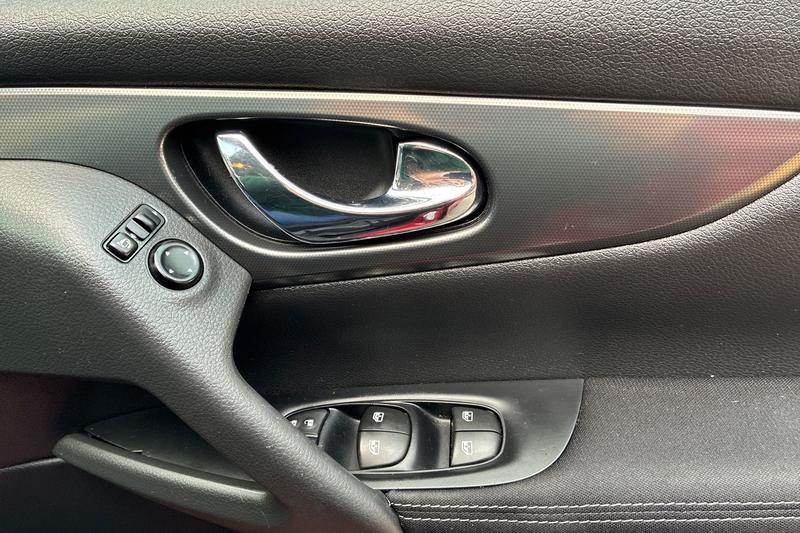 Used Nissan Qashqai 2017 for sale - 76744282: Photo 16