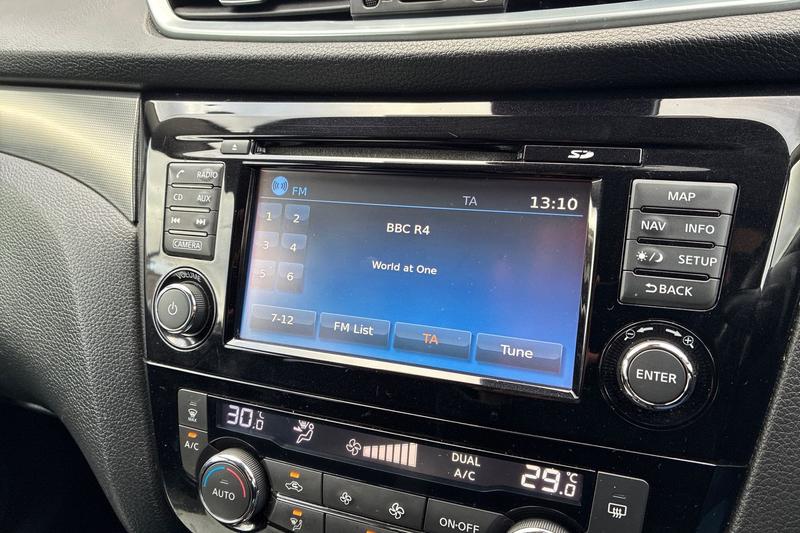 Used Nissan Qashqai 2017 for sale - 76744282: Photo 17