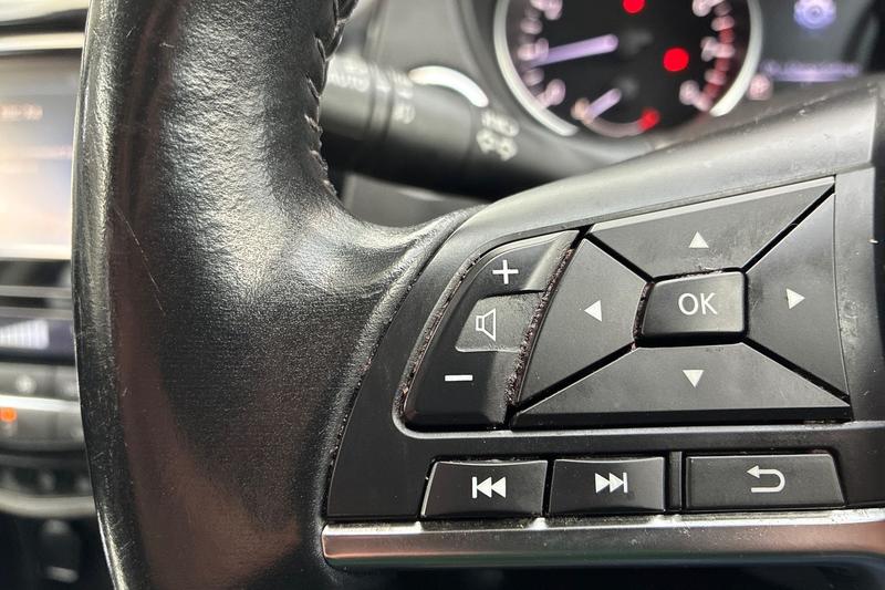 Used Nissan Qashqai 2017 for sale - 76744282: Photo 21