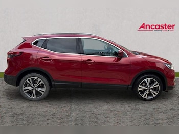 Used Nissan Qashqai 2017 for sale - 76744282: Photo