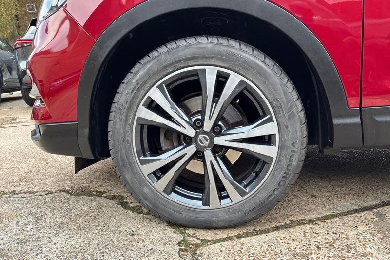 Used Nissan Qashqai 2017 for sale - 76744282: Photo 9