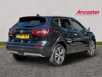 Used Nissan Qashqai 2017 for sale - 79713447: Photo