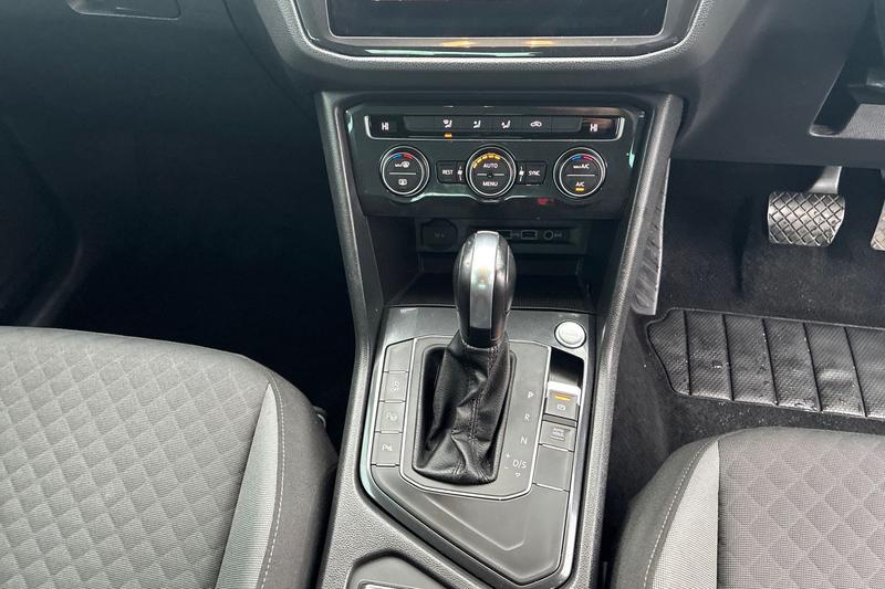 Used Volkswagen Tiguan 2019 for sale - 77152183: Photo 14