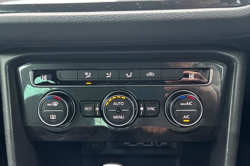 Used Volkswagen Tiguan 2019 for sale - 77152183: Photo 15