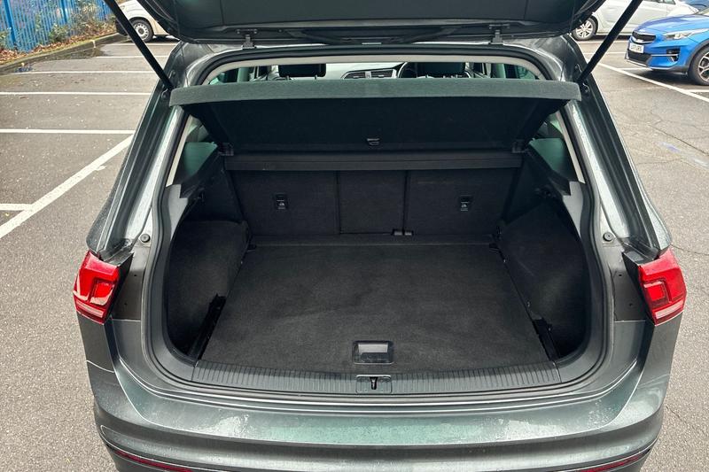 Used Volkswagen Tiguan 2019 for sale - 77152183: Photo 24