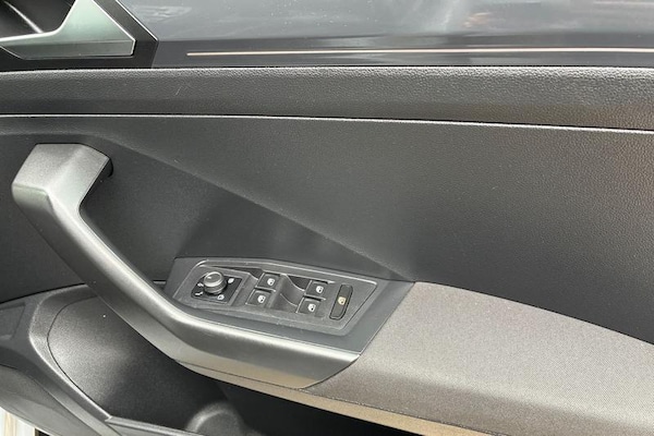 Used Volkswagen T-Roc 2018 for sale - 76234763: Photo 16