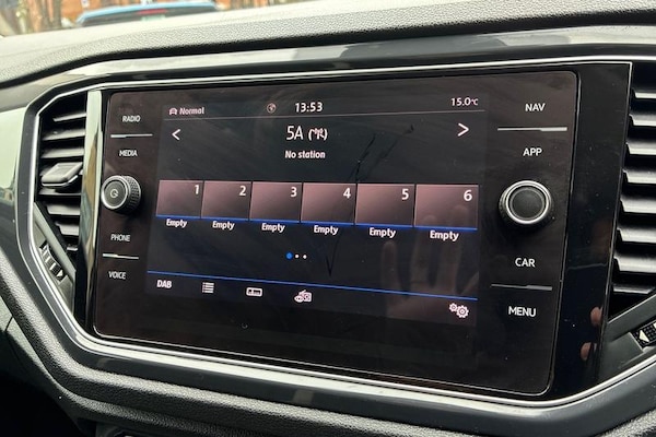 Used Volkswagen T-Roc 2018 for sale - 76234763: Photo 17