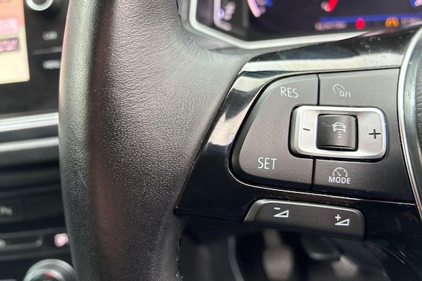 Used Volkswagen T-Roc 2018 for sale - 76234763: Photo 21