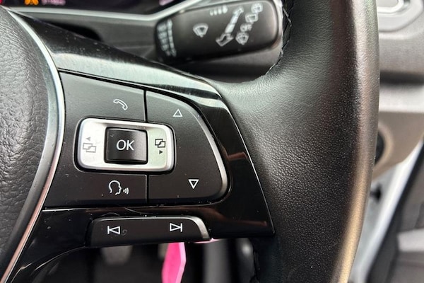Used Volkswagen T-Roc 2018 for sale - 76234763: Photo 22