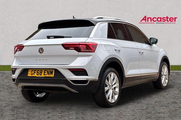 Used Volkswagen T-Roc 2018 for sale - 76234763: Photo 3