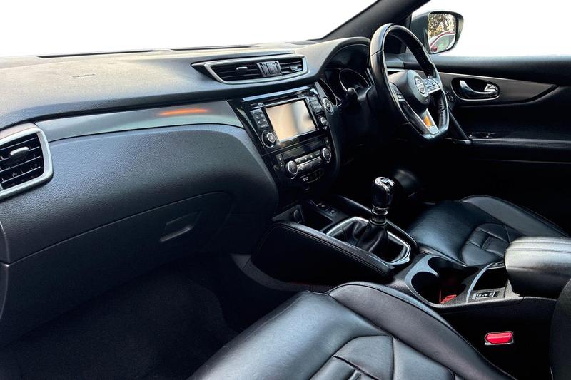 Used Nissan Qashqai 2017 for sale - 77306964: Photo 13