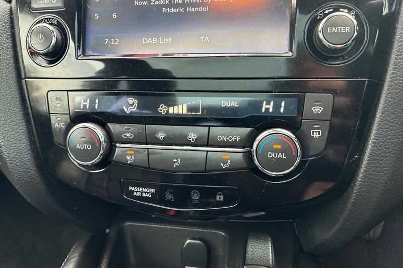 Used Nissan Qashqai 2017 for sale - 77306964: Photo 15