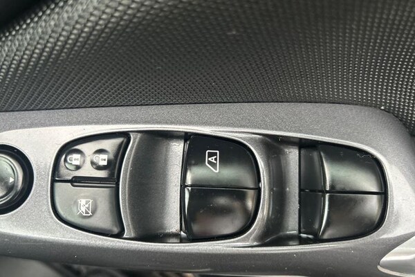 Used Nissan Juke 2022 for sale - 76222632: Photo 16