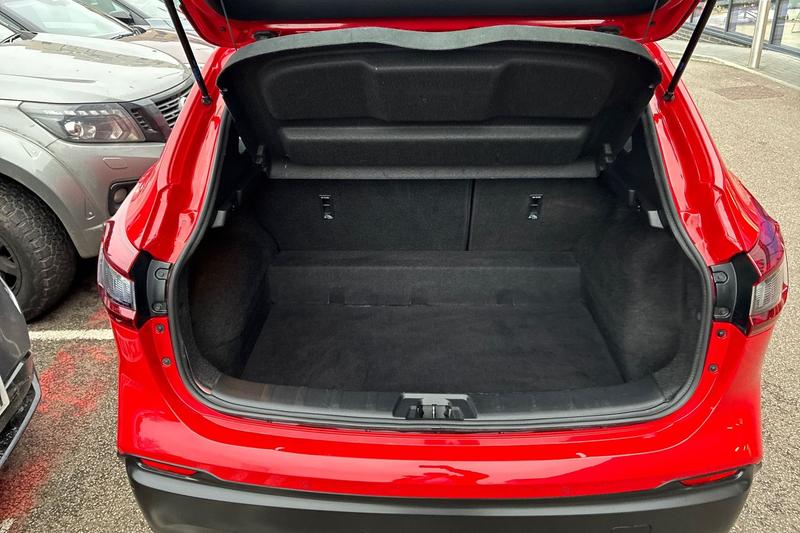 Used Nissan Qashqai 2020 for sale - 77050753: Photo 24