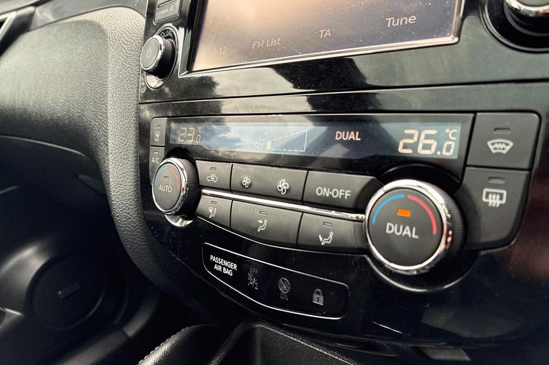 Used Nissan Qashqai 2018 for sale - 77641427: Photo 15