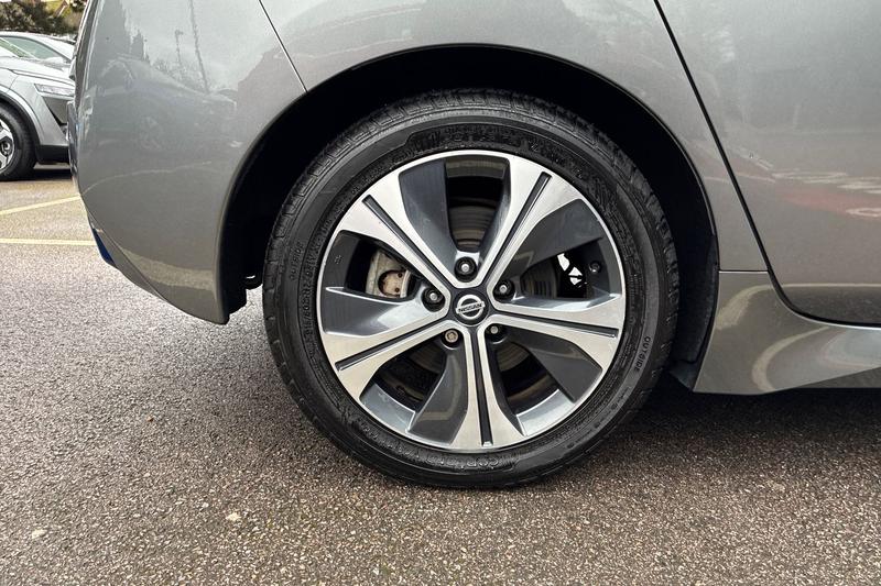 Used Nissan Leaf 2020 for sale - 78148458: Photo 9