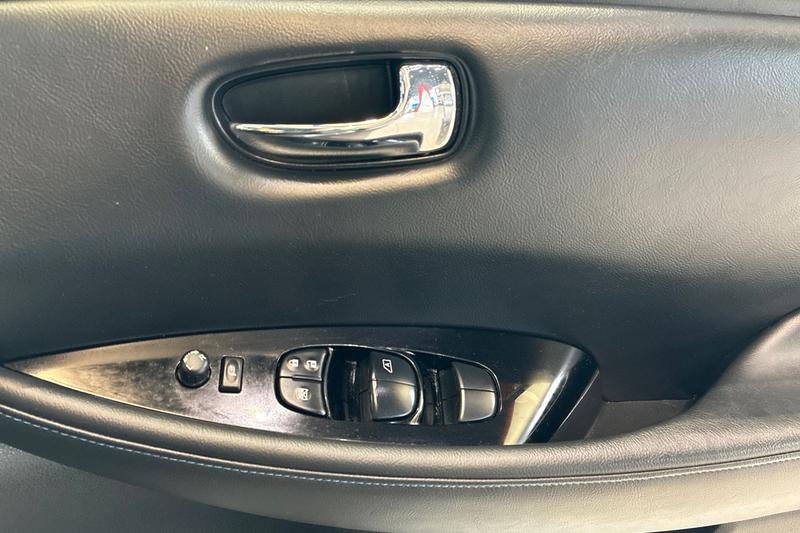 Used Nissan Leaf for sale - 77675598: Photo 16