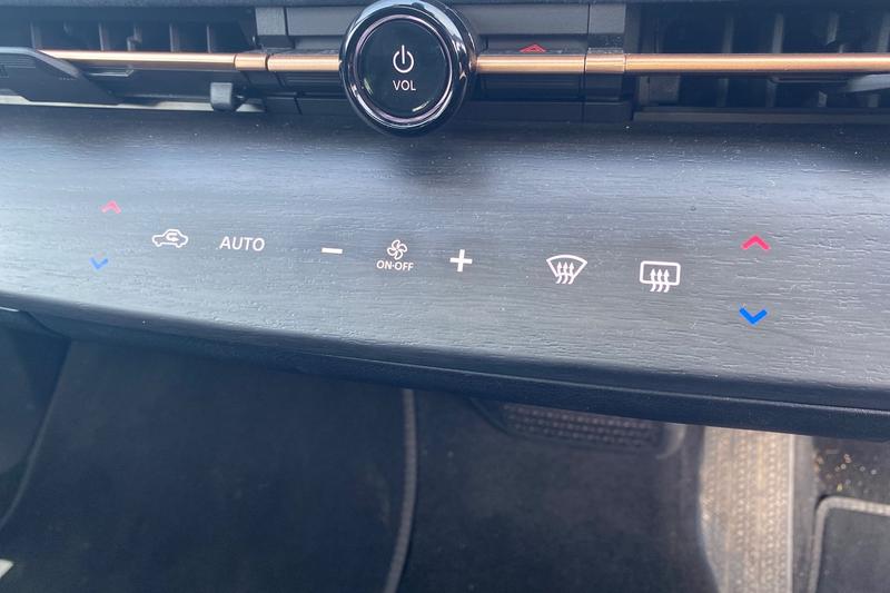 Used Nissan ARIYA 2024 for sale - 76266015: Photo 15