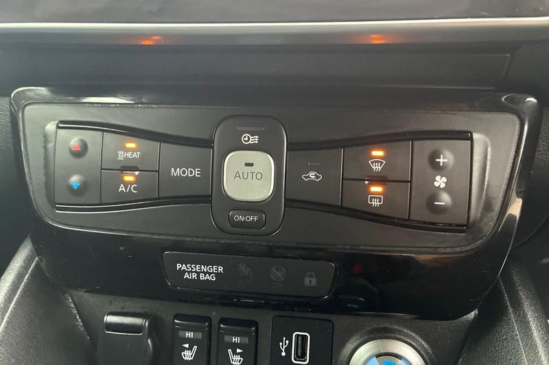 Used Nissan Leaf 2020 for sale - 76385121: Photo 15