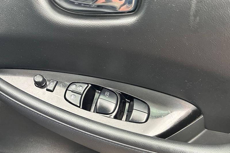 Used Nissan Leaf 2020 for sale - 76385121: Photo 16