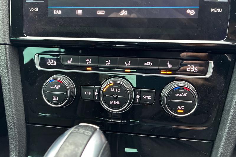 Used Volkswagen Golf 2017 for sale - 77312721: Photo 15