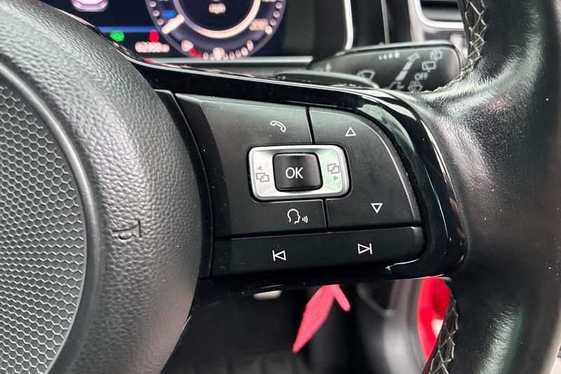 Used Volkswagen Golf 2017 for sale - 77312721: Photo 22