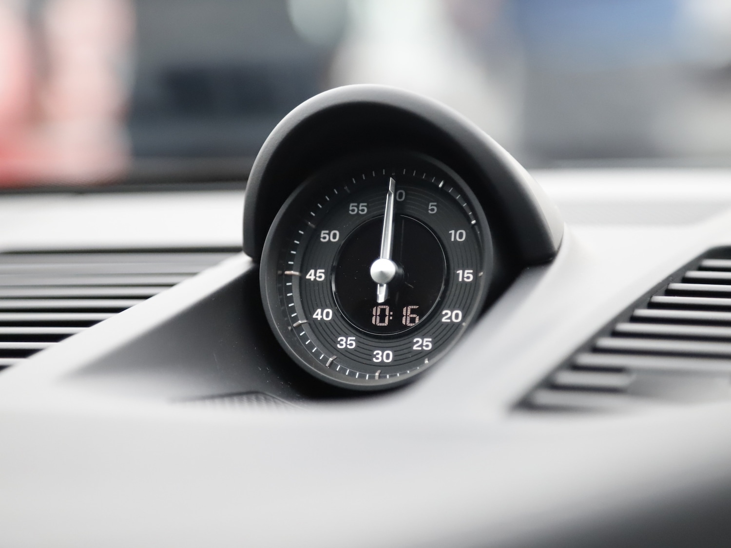 Used Porsche 911 2024 for sale - 76508946: Photo 15