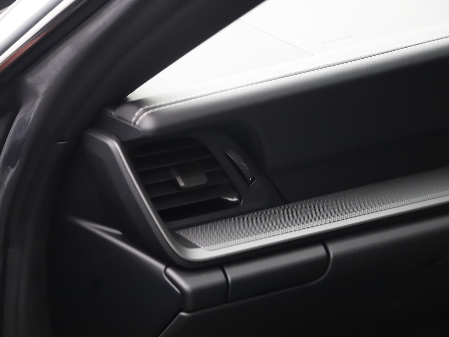 Used Porsche 911 2024 for sale - 76508946: Photo 38