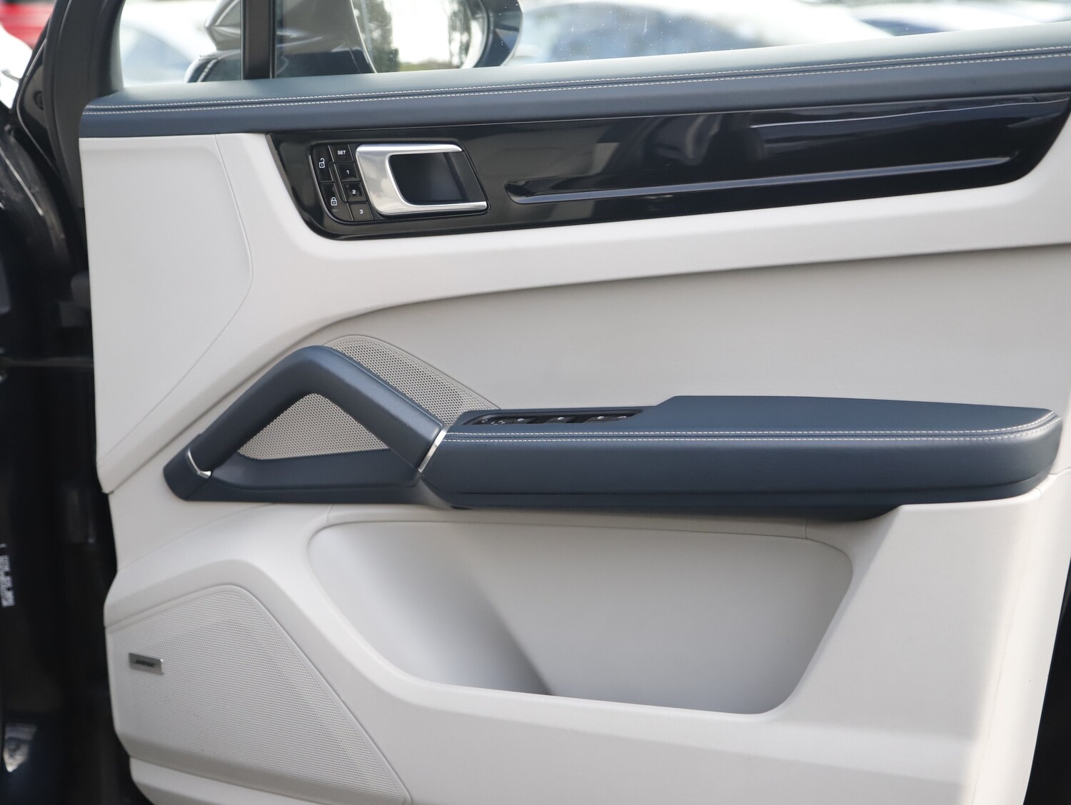 Used Porsche Cayenne 2021 for sale - 77691990: Photo 29