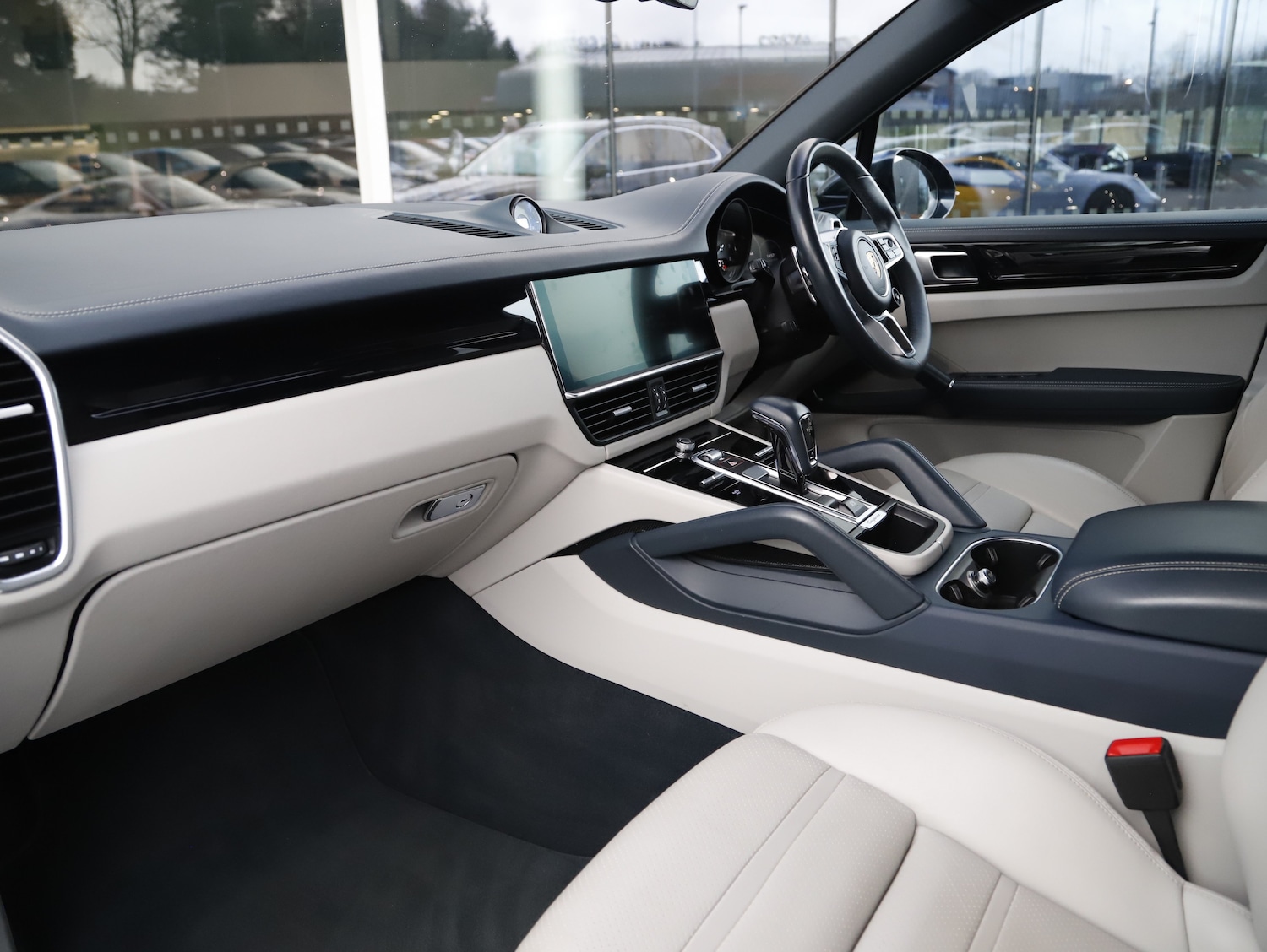 Used Porsche Cayenne 2021 for sale - 77691990: Photo 4