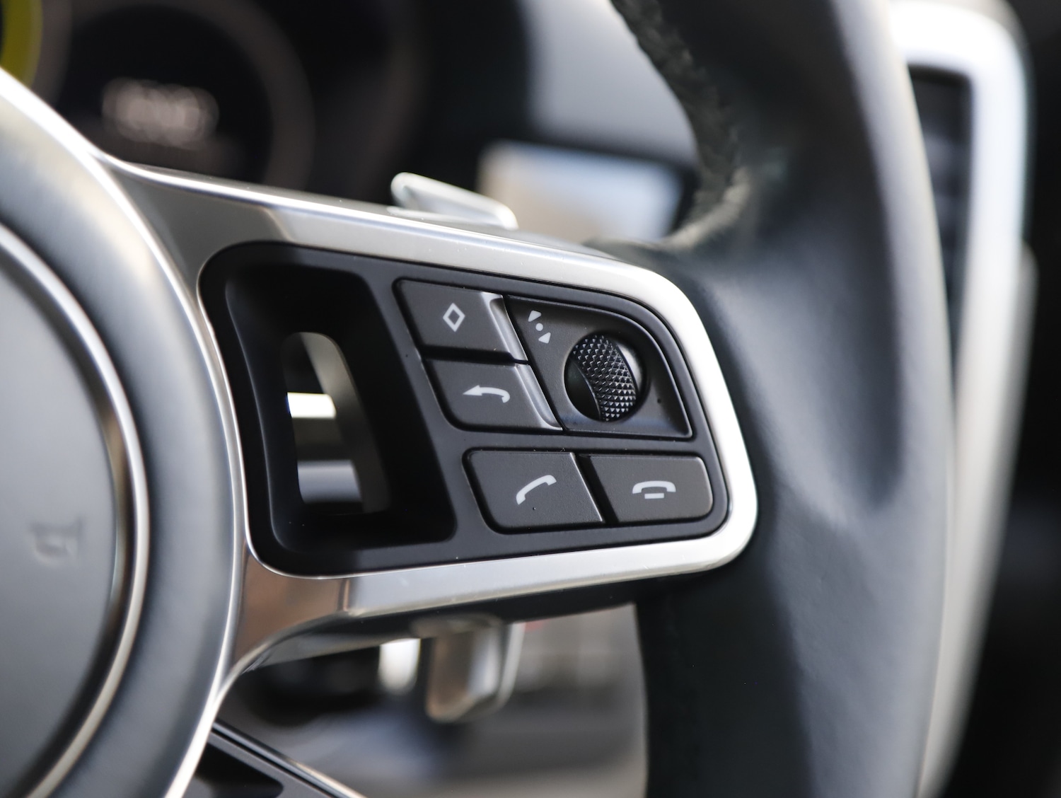 Used Porsche Cayenne 2021 for sale - 77691990: Photo 45