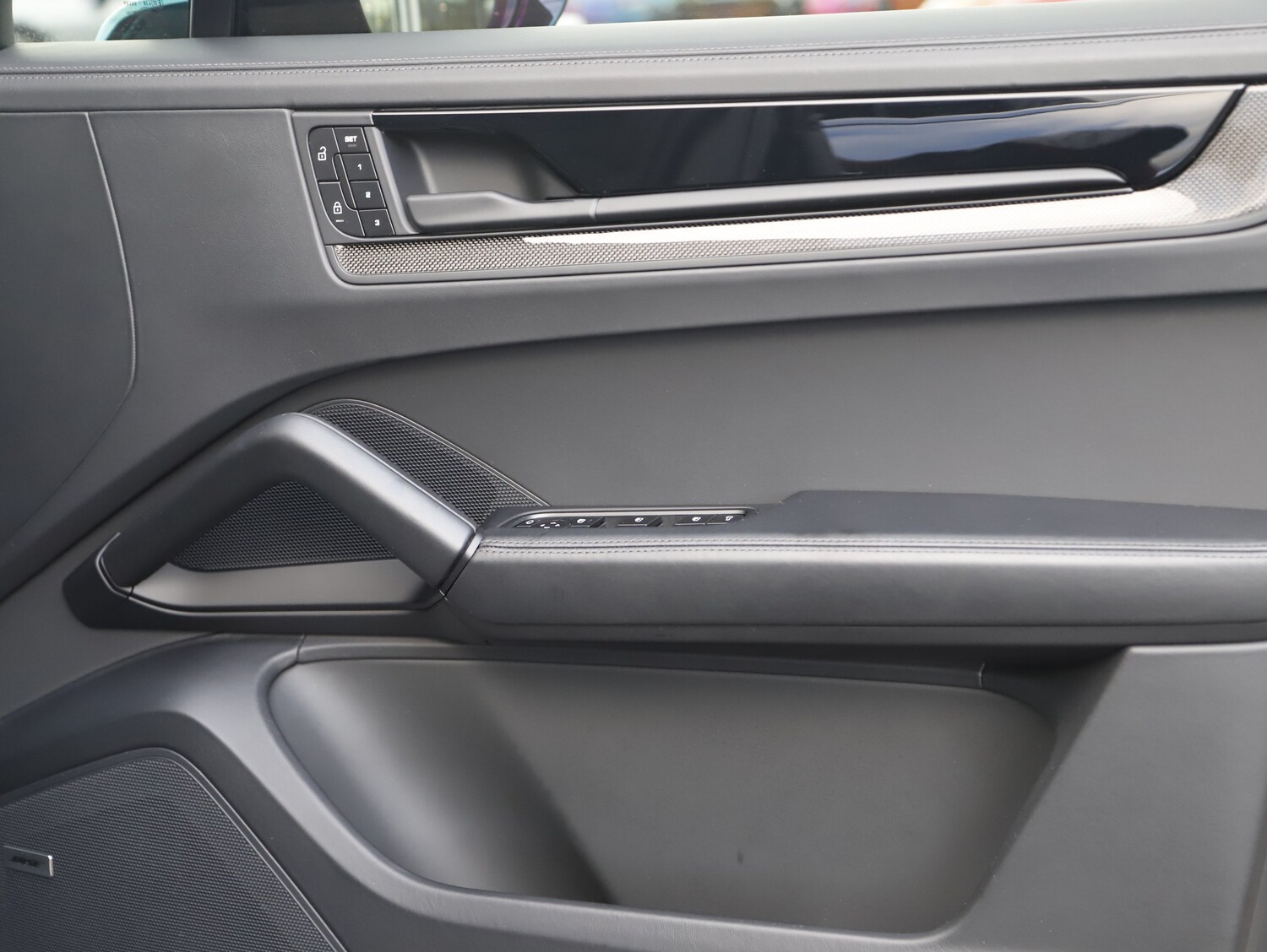 Used Porsche Cayenne 2025 for sale - 78095663: Photo 28