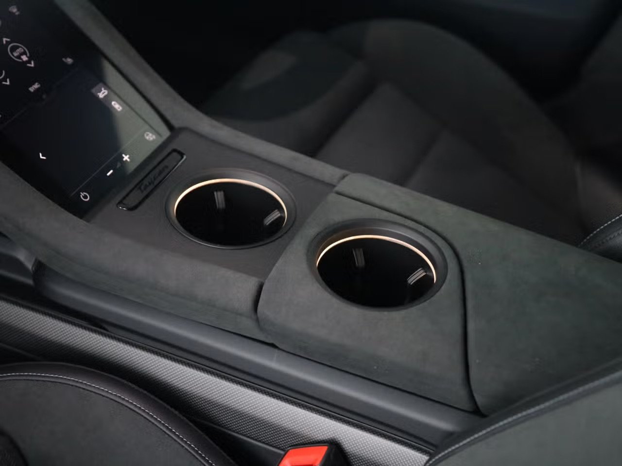 Used Porsche Taycan 2025 for sale - 76197124: Photo 29