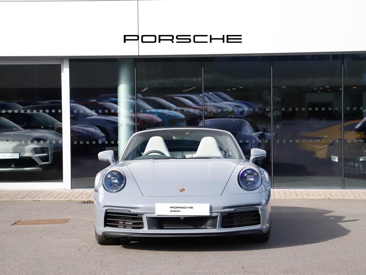 Used Porsche 911 2023 for sale - 77935793: Photo 7