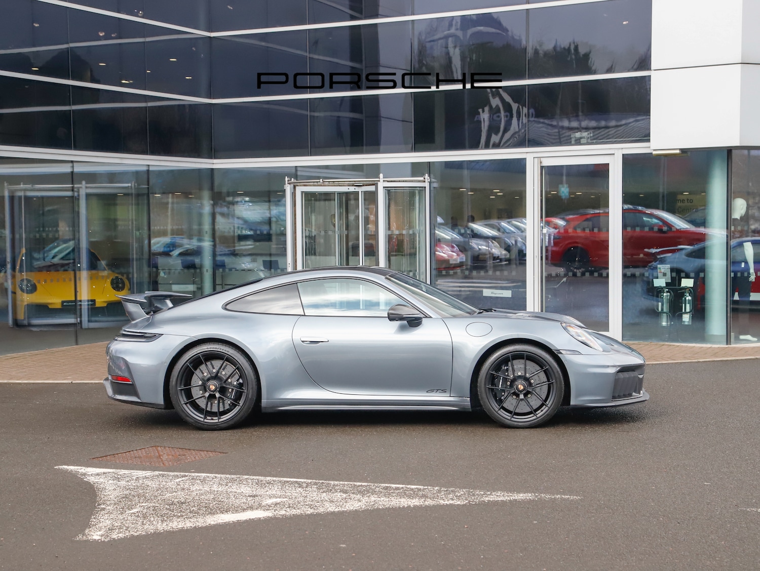 Used Porsche 911 2024 for sale - 77836183: Photo 9