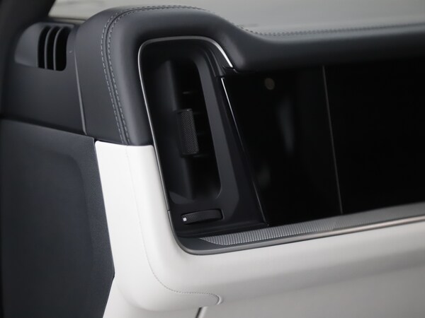 Used Porsche Cayenne 2024 for sale - 76303447: Photo 11