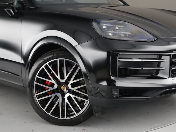 Used Porsche Cayenne 2024 for sale - 76303447: Photo 43