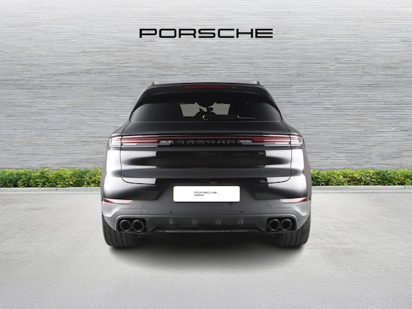 Used Porsche Cayenne 2024 for sale - 76303447: Photo 7