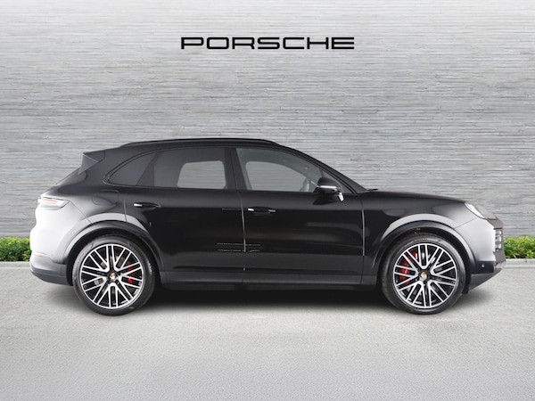 Used Porsche Cayenne 2024 for sale - 76303447: Photo 8