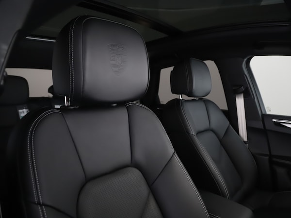 Used Porsche Macan 2025 for sale - 76184800: Photo 18