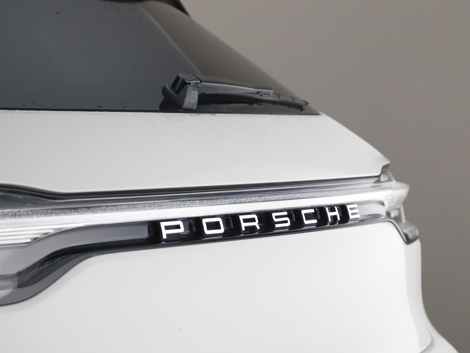 Used Porsche Macan 2025 for sale - 76416399: Photo 10