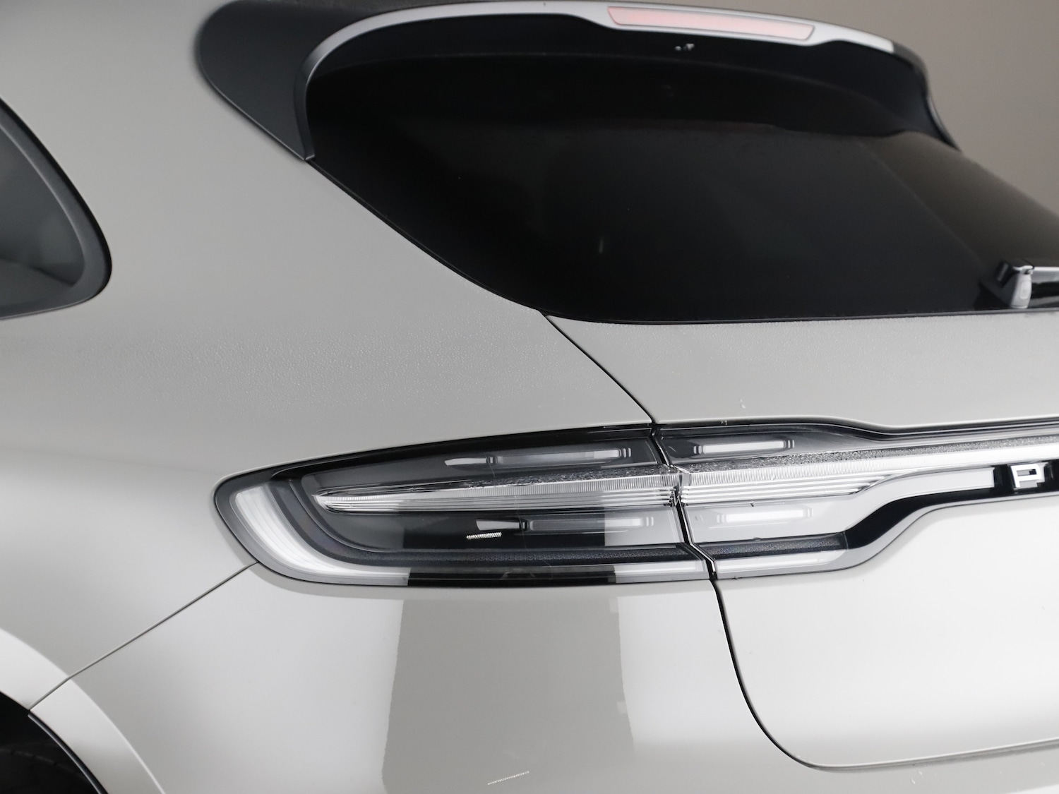 Used Porsche Macan 2025 for sale - 76416399: Photo 13