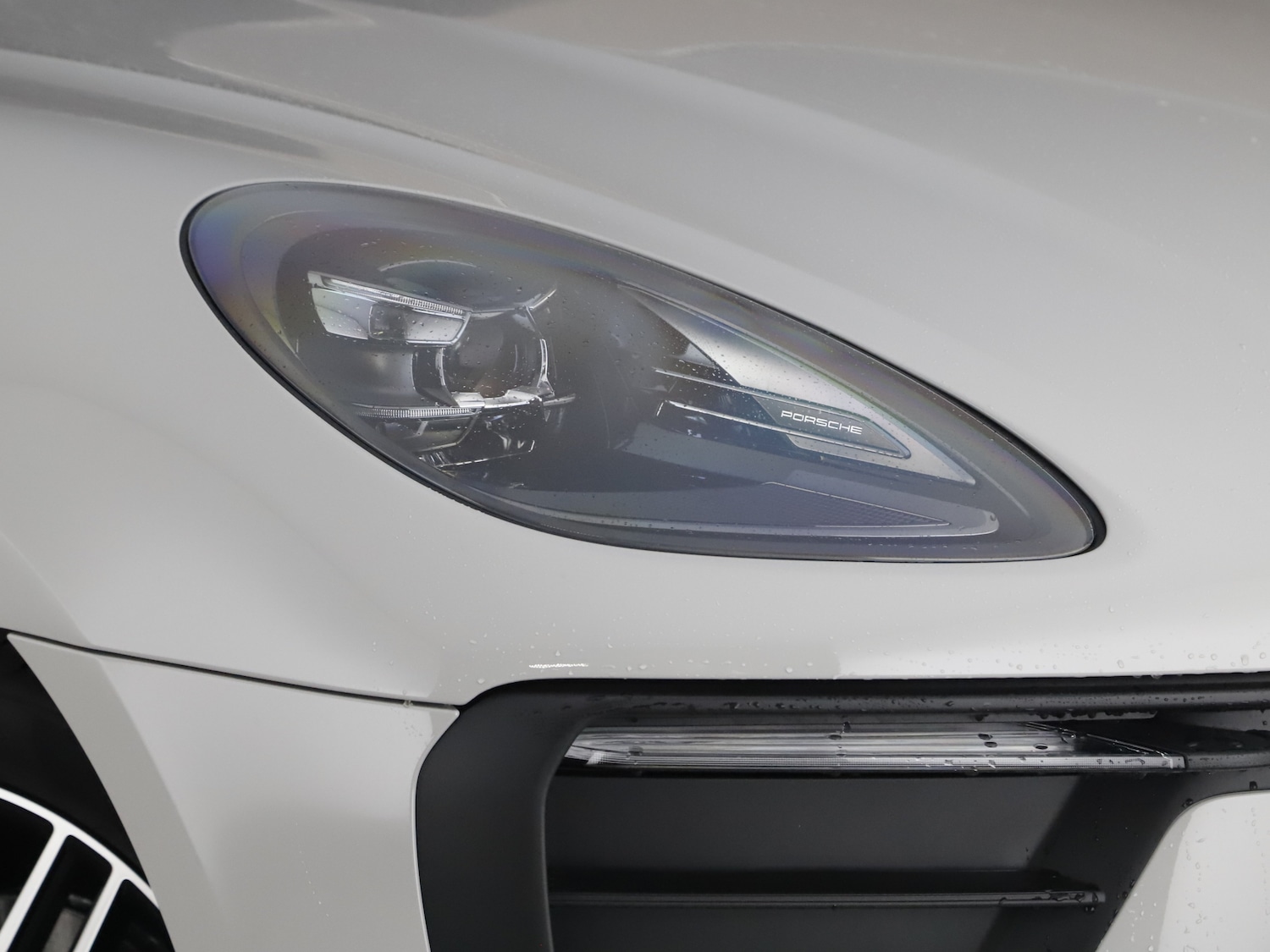 Used Porsche Macan 2025 for sale - 76416399: Photo 17