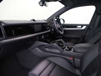 Used Porsche Cayenne 2025 for sale - 74869619: Photo