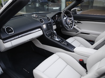 Used Porsche 718 Boxster 2024 for sale - 77547623: Photo