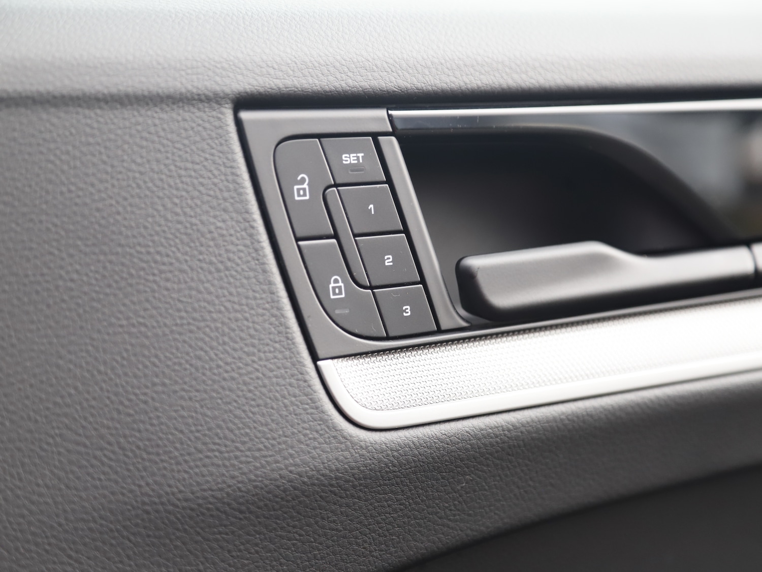 Used Porsche Cayenne 2024 for sale - 76557844: Photo 14