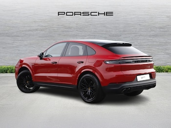 Used Porsche Cayenne 2024 for sale - 76557844: Photo