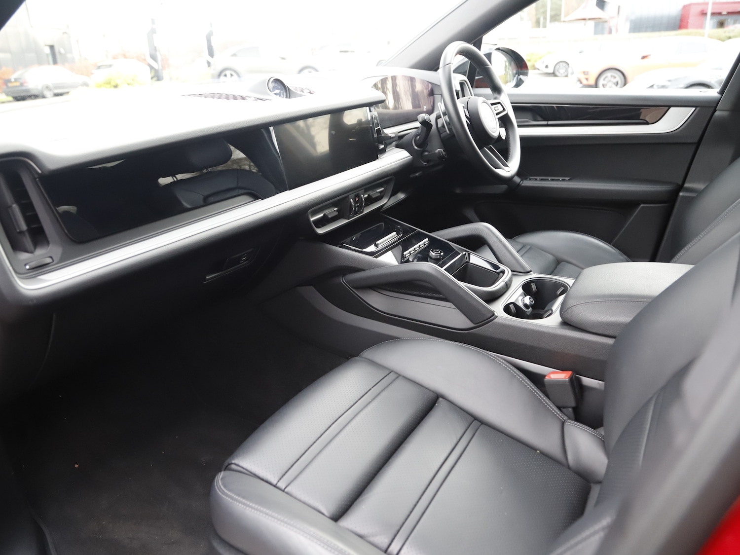 Used Porsche Cayenne 2024 for sale - 76557844: Photo 4