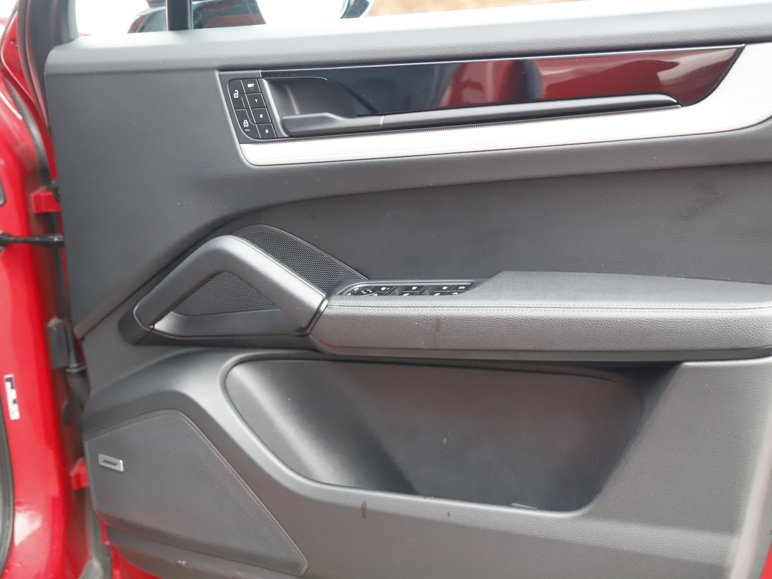 Used Porsche Cayenne 2024 for sale - 76557844: Photo 41