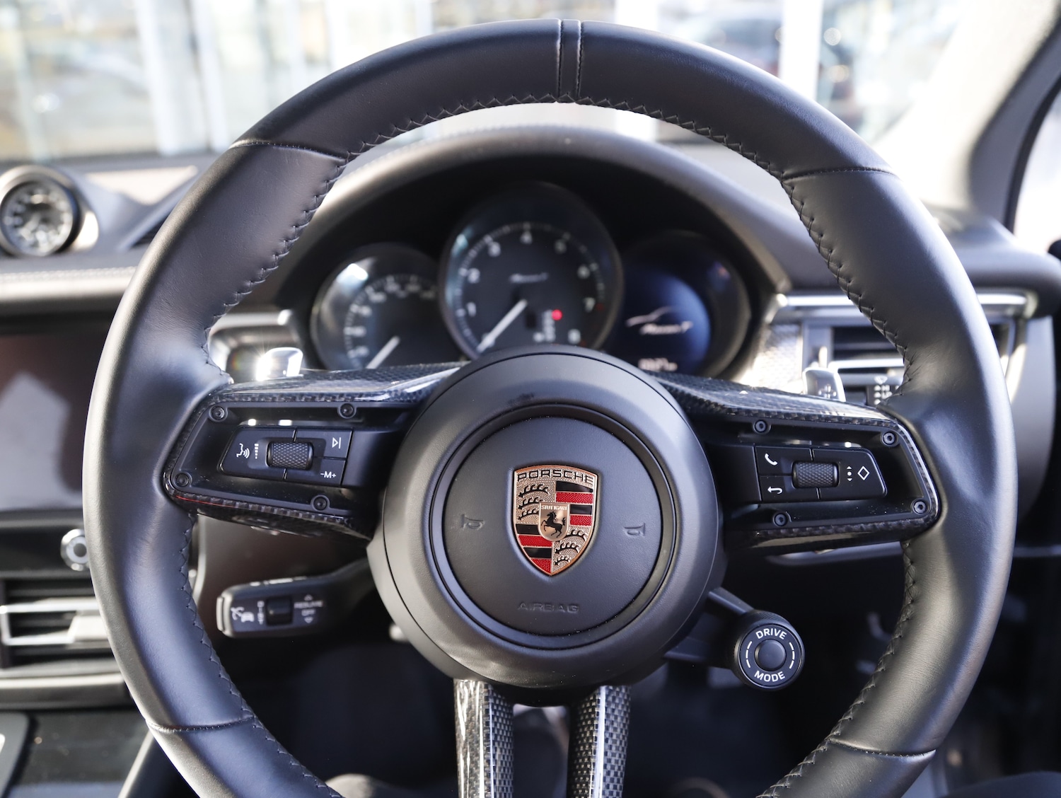 Used Porsche Macan 2023 for sale - 78029708: Photo 31